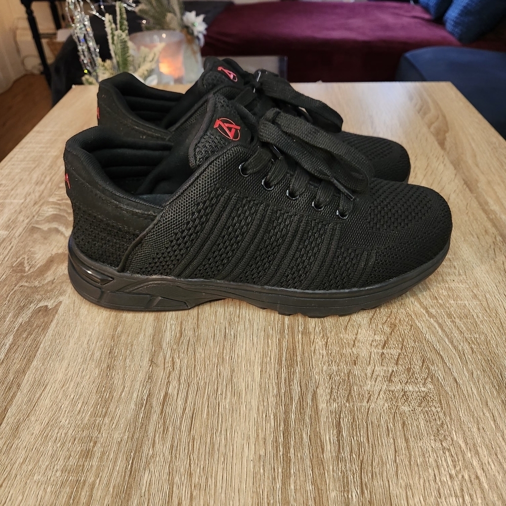 Zeba Black Ember Hands Free Women's Knit Sz 11.5 Hands Free Sneaker